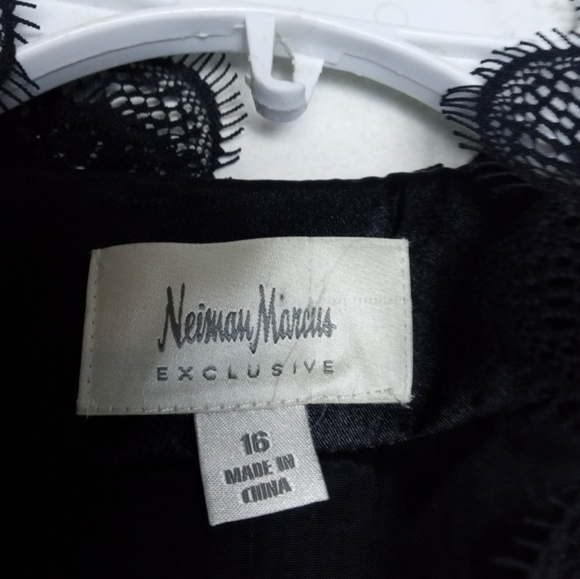 Neiman Marcus Exclusive Burgundy Red/Black Metallic Wool Blend Blazer size 16 - Picture 13 of 14